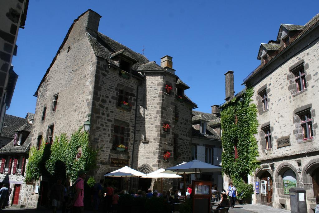 Camping Moulin De Chaules Saint-Constant المظهر الخارجي الصورة